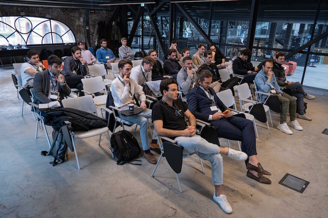 Le 12 startup del nuovo programma Elevator