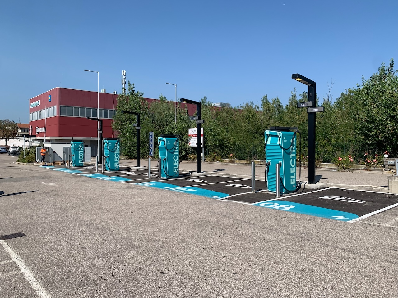 Electra, €304 million for electric charging