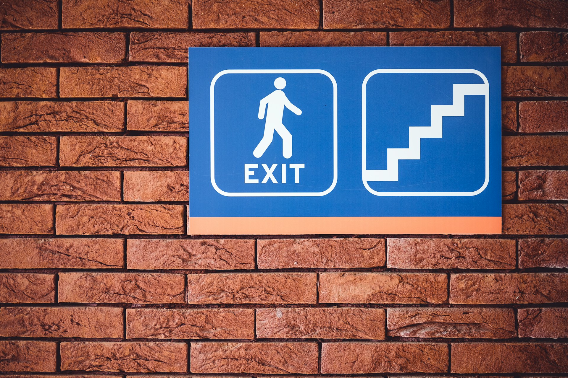 Artmest e Winegrid, due exit per IAG