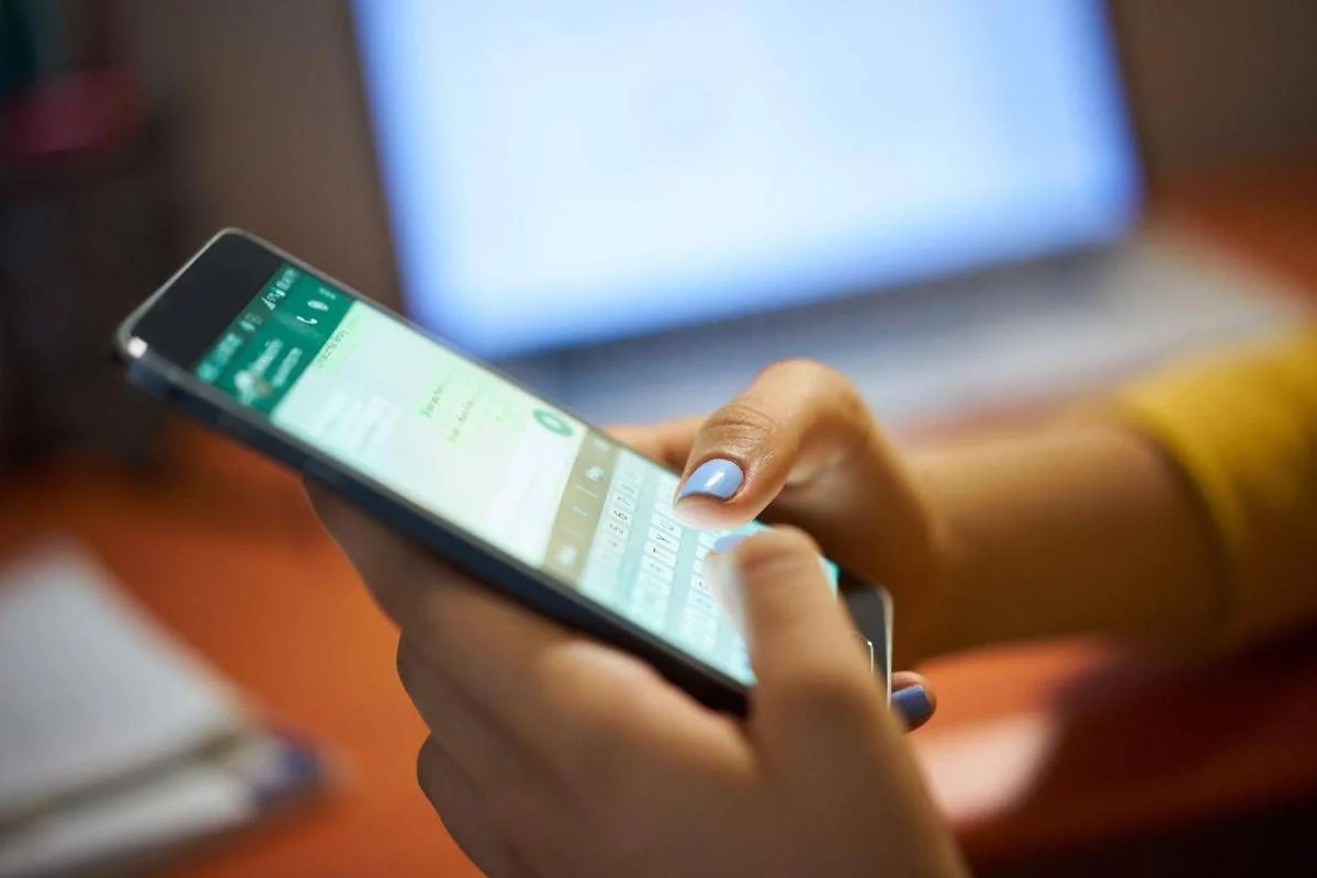 Whatsapp, arrivano gli account per under 13 gestiti da un genitore