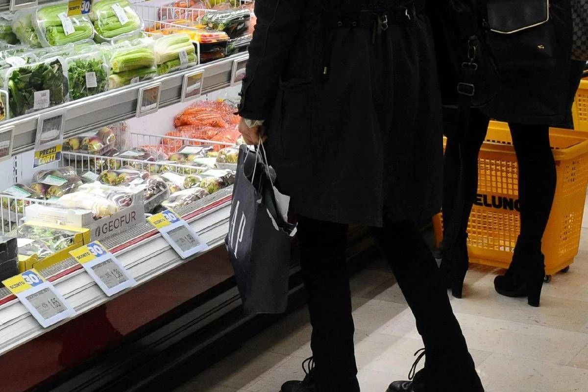 Dalle uova al tonno, la data di scadenza aiuta a evitare rischi ma conta il buon senso