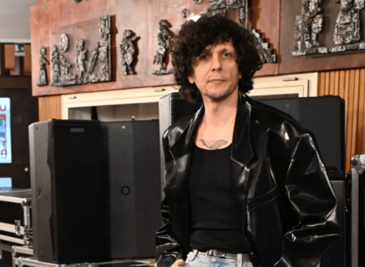 Sanremo 2026, Ermal Meta chi è: gli esordi, l’amore per le figlie, la ‘quasi’ squalifica con Moro