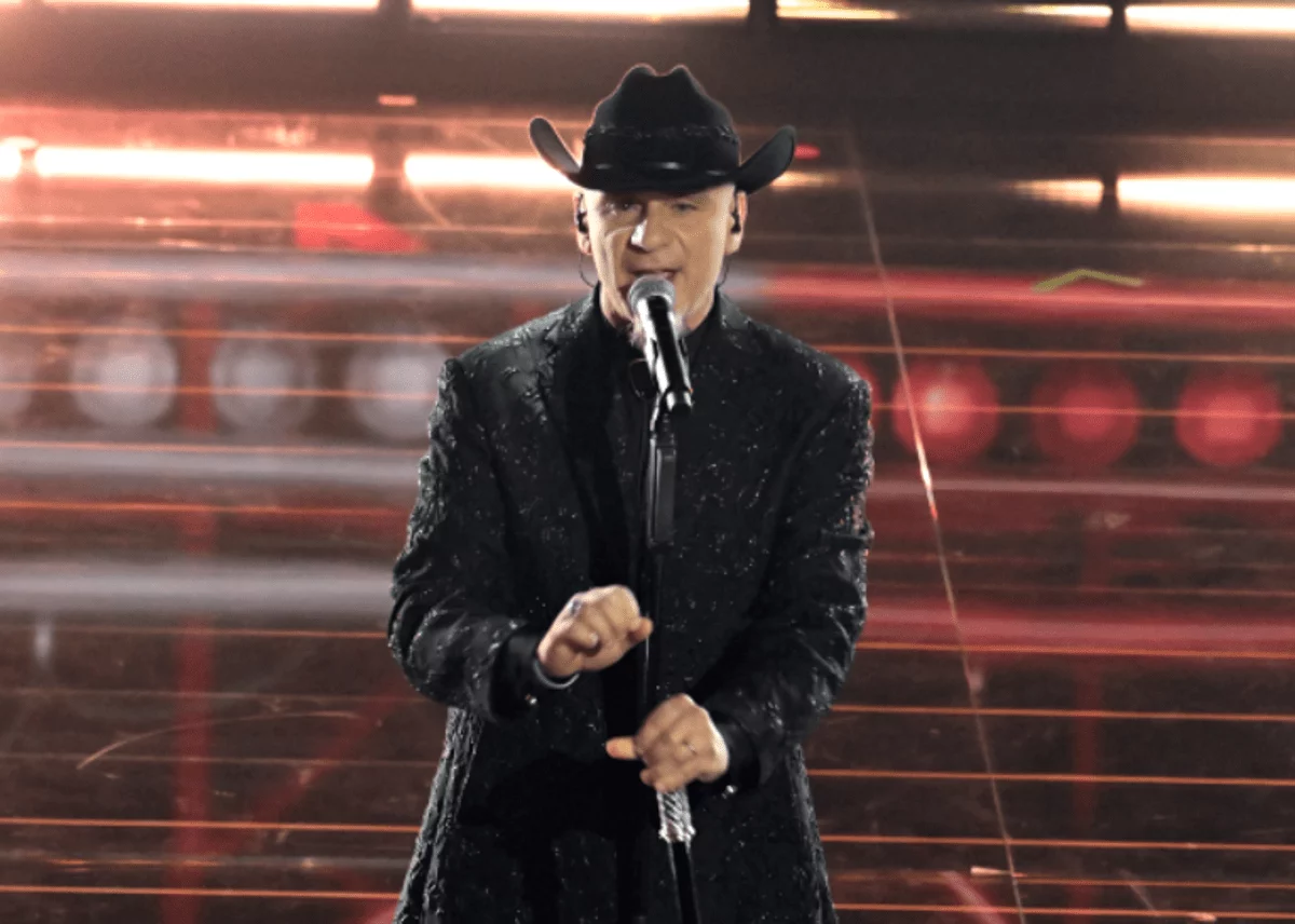 Sanremo 2026, J-Ax chi è: in gara con il brano ‘Italia starter pack’