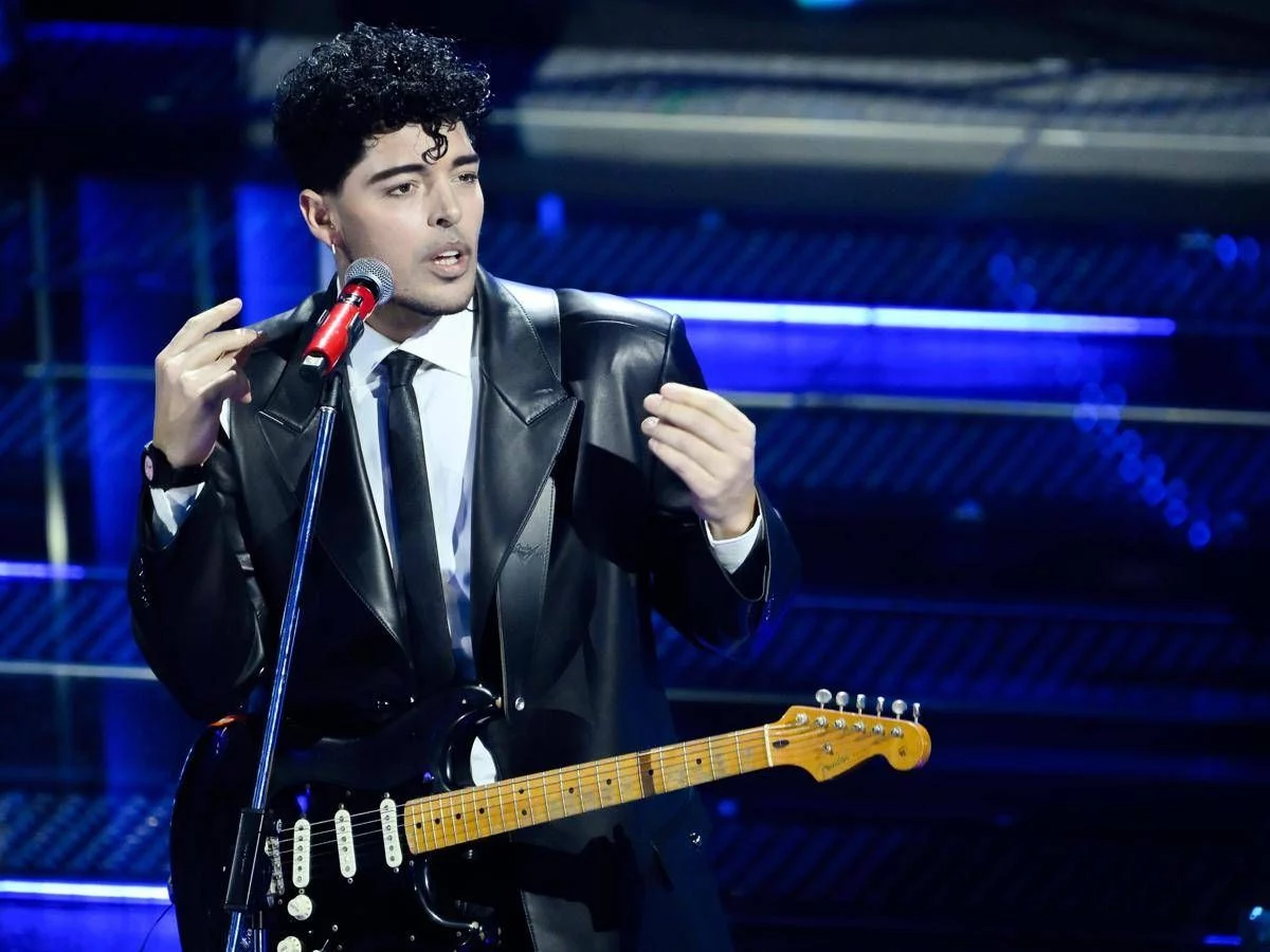 Sanremo 2026, The Kolors ospiti del Suzuki stage: la band di ‘Tu con chi fai l’amore’