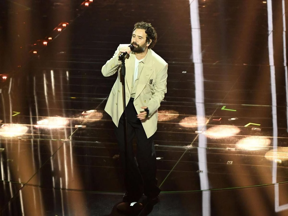 Sanremo 2026, Tommaso Paradiso chi è: in gara con il brano ‘I Romantici’