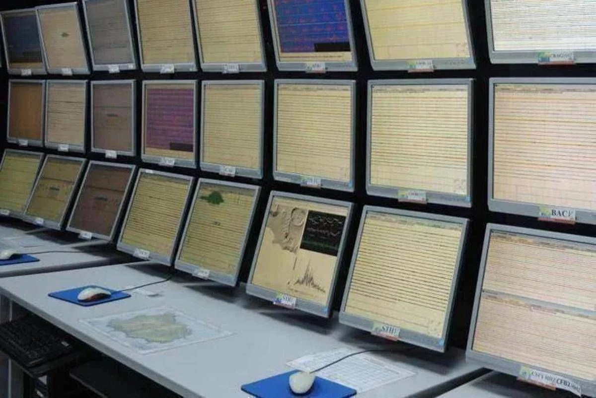 Terremoto oggi ai Campi Flegrei, forte scossa avvertita dalla popolazione: magnitudo 3.5