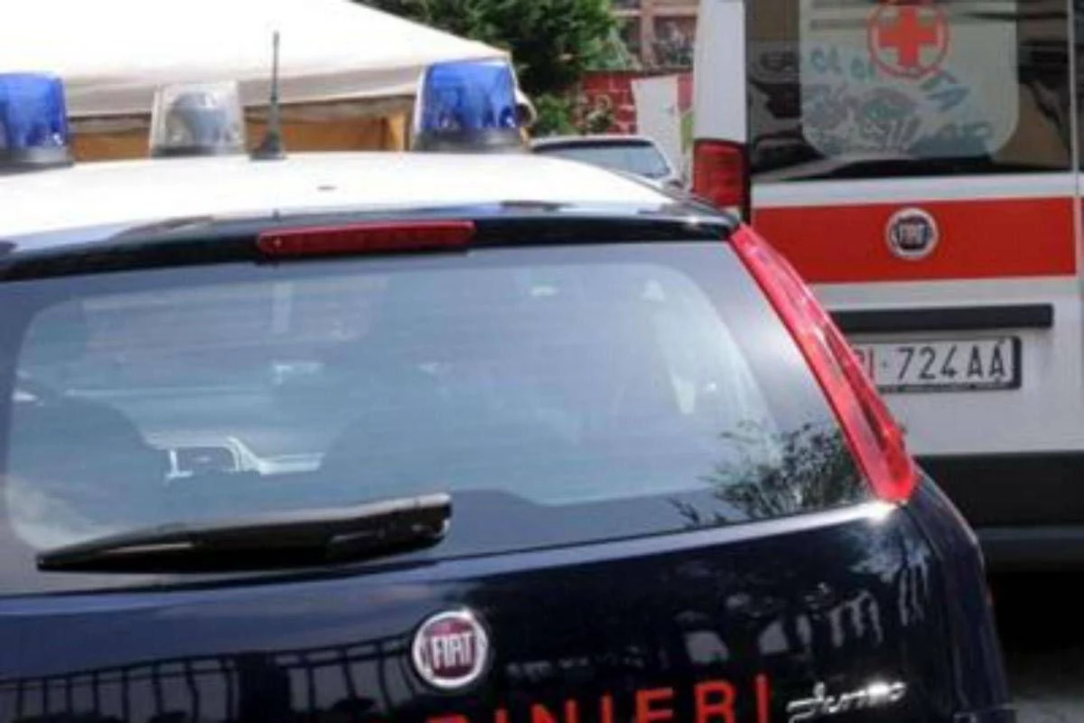 Torino, morto bimbo di 5 mesi caduto dalle scale: era scivolato dalle braccia della mamma