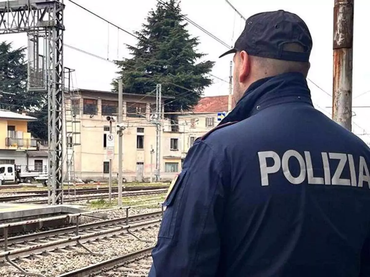 Trapani, ascolta musica con le cuffie e non sente l’arrivo del treno: muore a 17 anni
