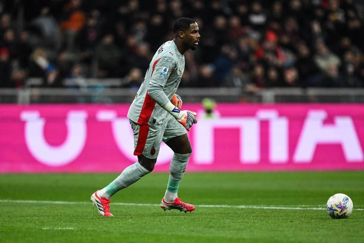 Troilo segna, ma c’era fallo su portiere? Proteste rossonere in Milan-Parma