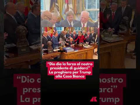 “Dio dia la forza al nostro presidente di guidarci”: la preghiera per Trump alla Casa Bianca.