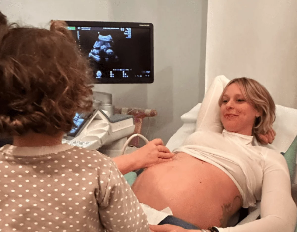 Federica Pellegrini, conto alla rovescia: il parto ad aprile e l’emozione di Matilde