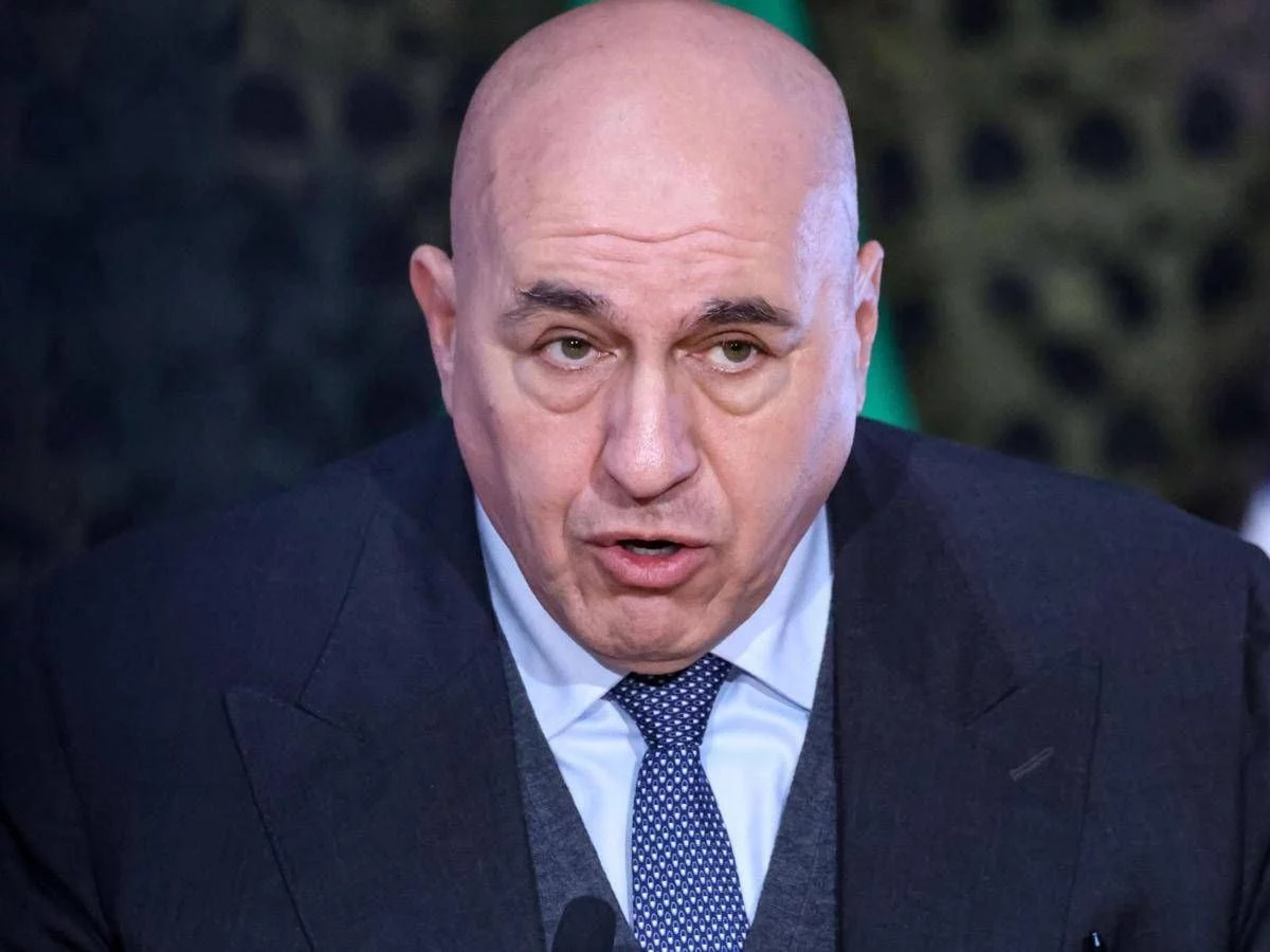 Iran, Crosetto: “Problema è terrorismo, centinaia di cellule dormienti in tutto il mondo”