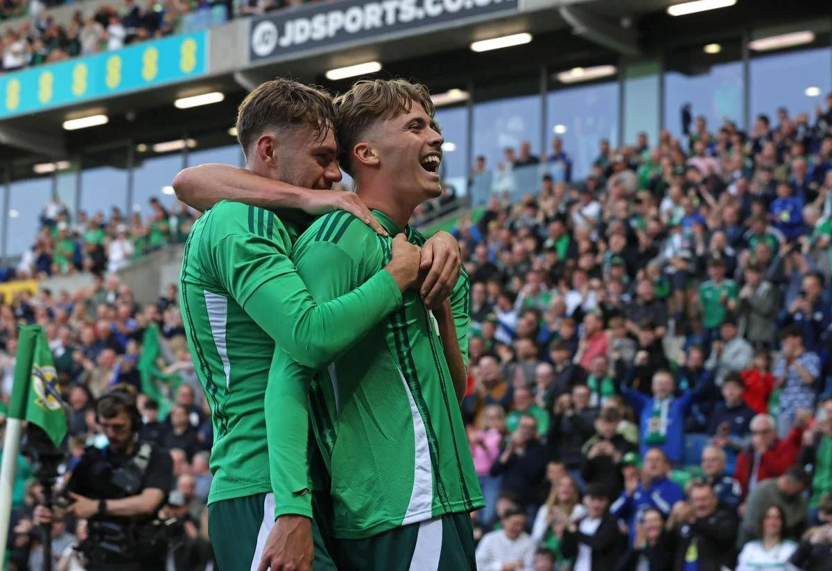 Irlanda del Nord senza la stella Bradley e con due giocatori di Premier League: la nazionale avversaria dell’Italia