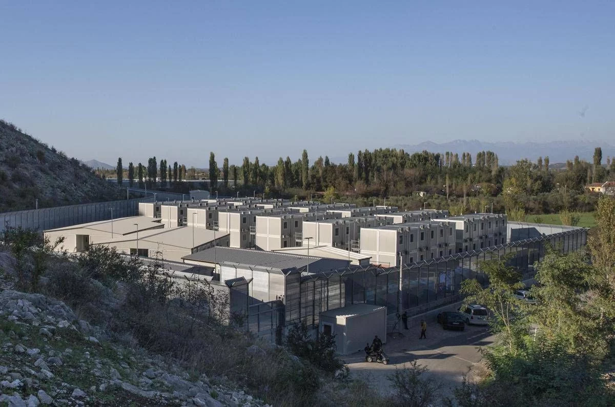 Migranti, Corte d’Appello di Roma: “Dubbi su legittimità protocollo Italia-Albania”