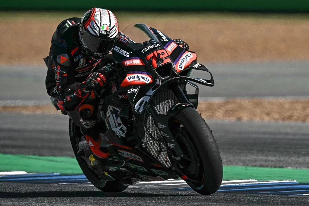 MotoGp Thailandia, vince Bezzecchi e Marquez si ritira