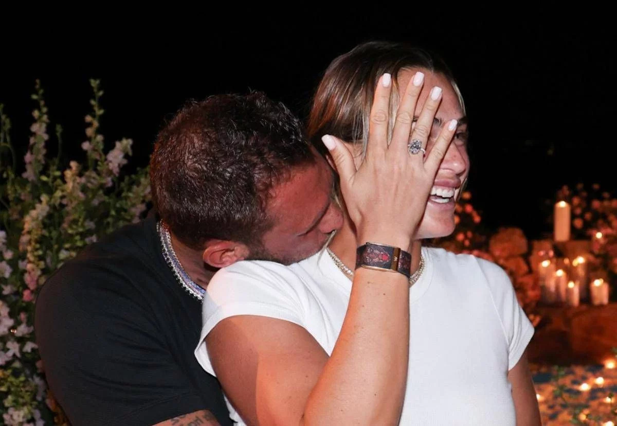 Sabalenka show a Indian Wells: passa il turno e sfoggia l’anello di fidanzamento da un milione di dollari