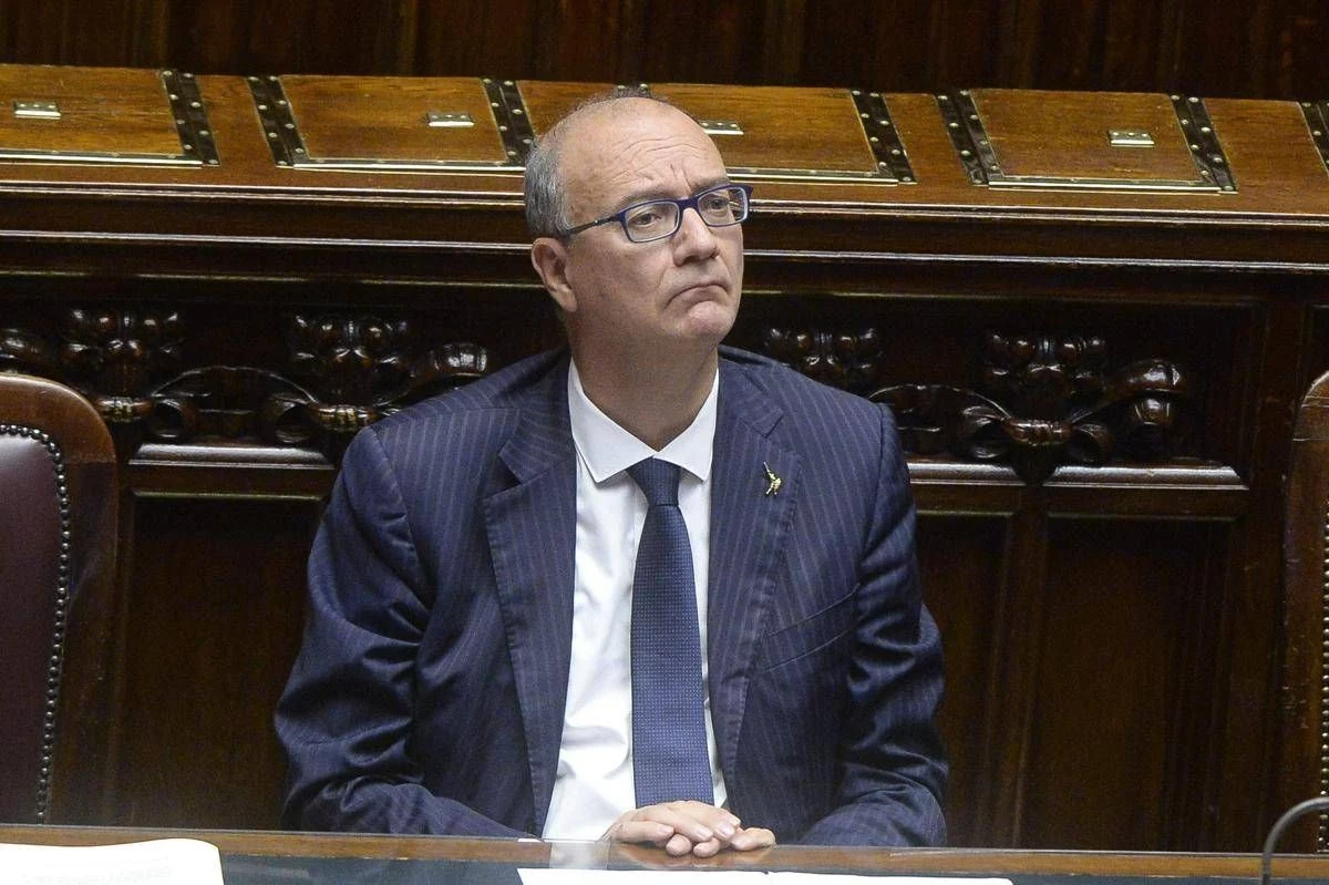 Scuola, Valditara: “Ottime probabilità chiusura rapida terzo contratto”