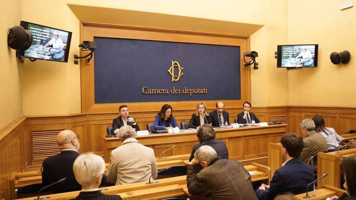 Sostenibilità, Gadda: “Serve fase 2 per rafforzare lotta a spreco alimentare”