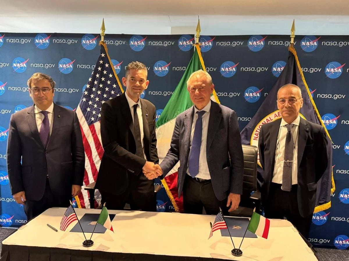 Spazio, Urso: “Imprese italiane costruiranno primo modulo abitativo sulla Luna e presto porteremo anche un astronauta italiano”