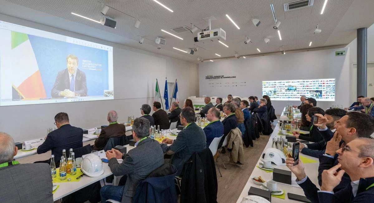 Torino-Lione, Salvini: “Con la prima fresa parte lo scavo del tunnel, Italia leader europeo”