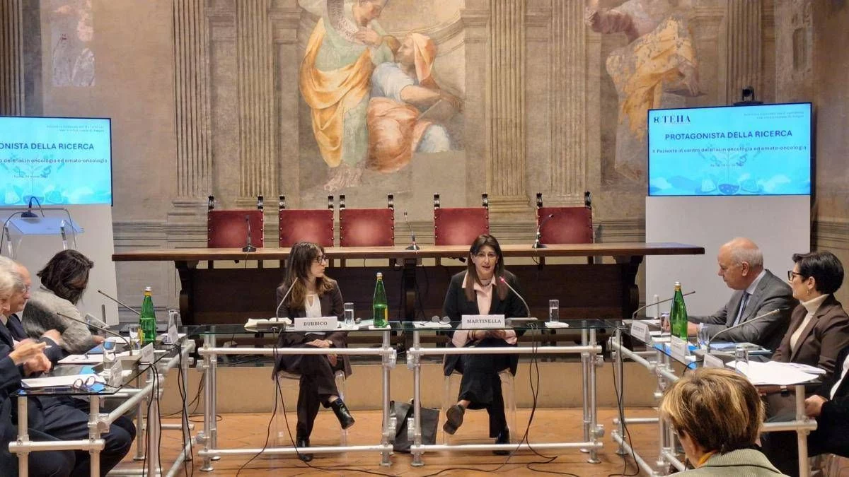 Tumori, in Italia 1.103 studi clinici in corso: “Nuove tecnologie per aumentare partecipazione pazienti”