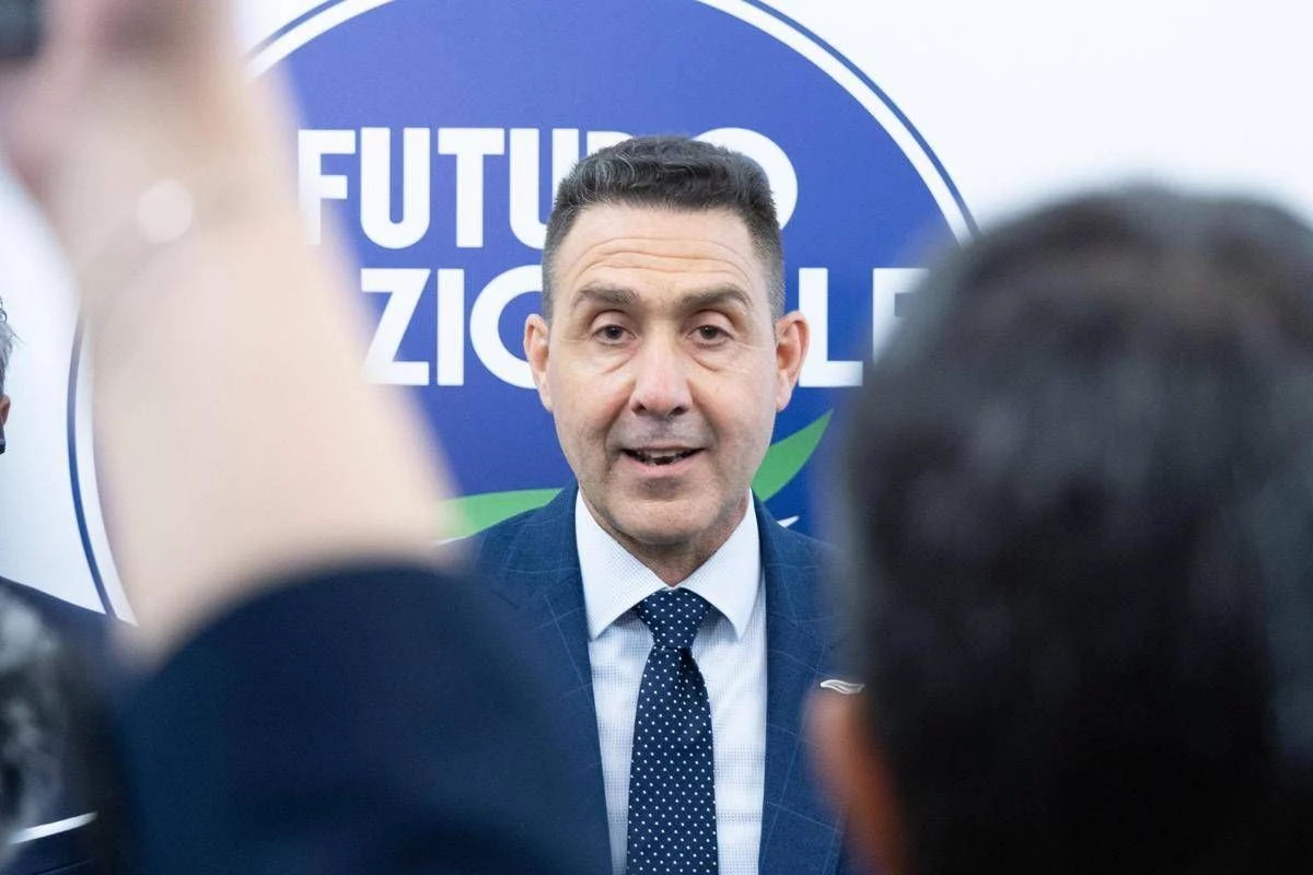 Vannacci: “Non voglio svegliarmi con moltitudine che prega Allah in piazza Duomo”