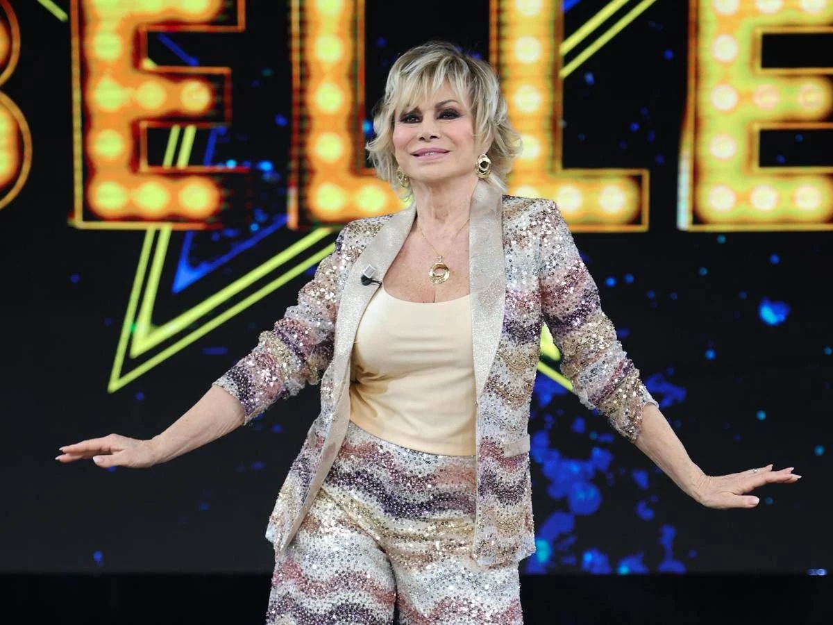 Carmen Russo: “Io al Gf Vip? Volentieri. De Martino? Bravissimo, ma amo mio marito”