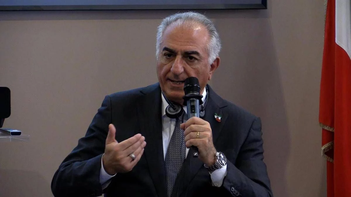 Iran, Pahlavi: “Potrei guidare governo di transizione, no a vendette”