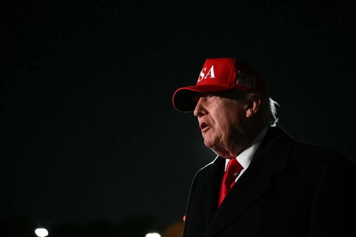 Iran, Trump attacca Papa Leone: “Un debole, in Vaticano solo grazie a me”