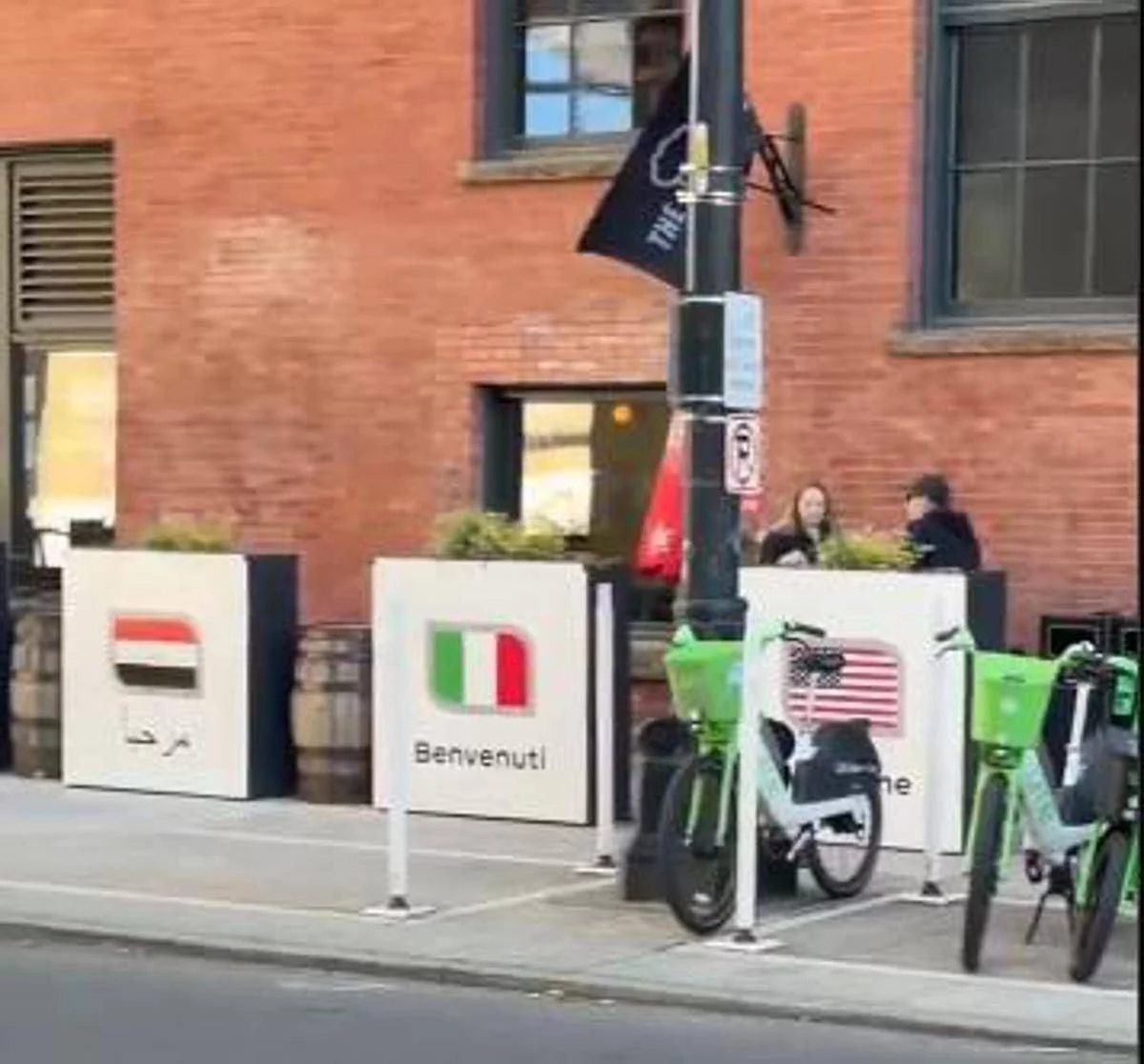 Italia ripescata ai Mondiali? A Seattle spunta tricolore al posto… dell’Iran: “Benvenuti”