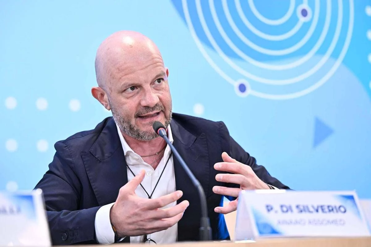 Sanità, Di Silverio (Anaao): “Ssn fermo a 50 anni fa, servono riforma strutturale e più equità territoriale”