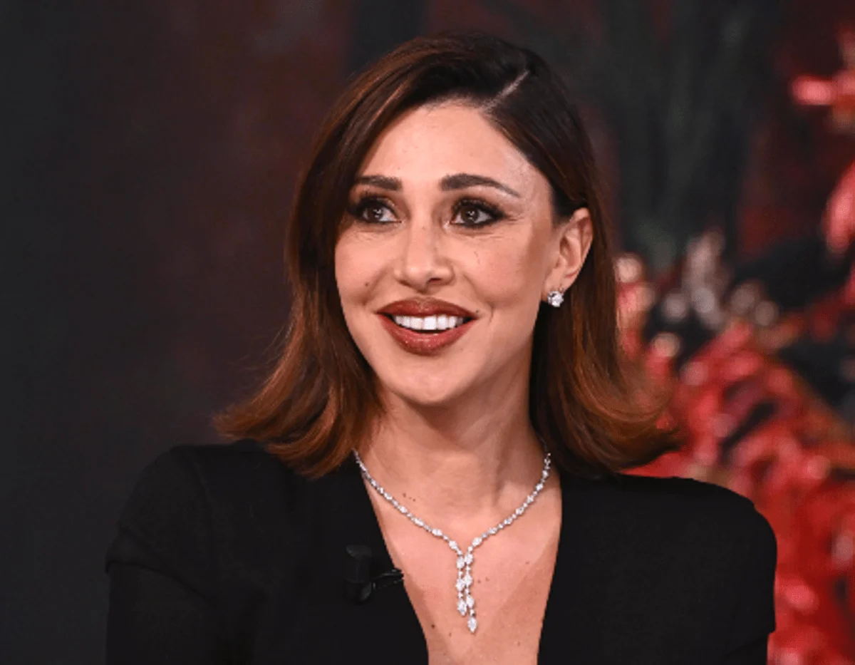 Belen dimessa dal Policlinico di Milano, sta meglio dopo l’emergenza