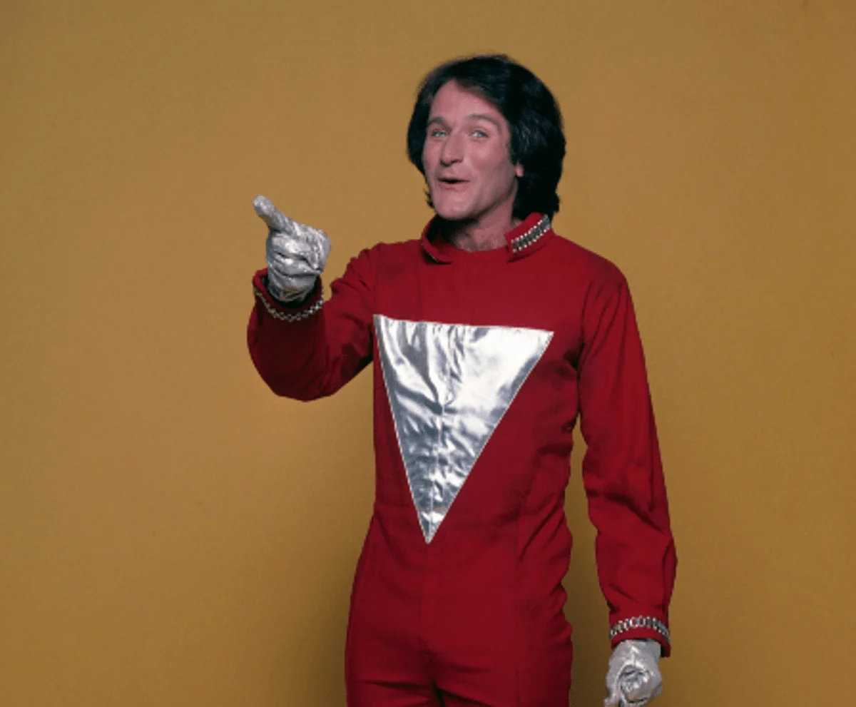 È morto Howard Storm, il regista di ‘Mork & Mindy’: aveva 94 anni