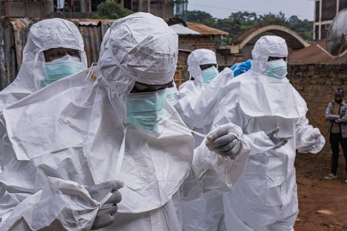Ebola, dottoressa italiana in rientro dal Congo: è entrata in contatto con pazienti contagiati