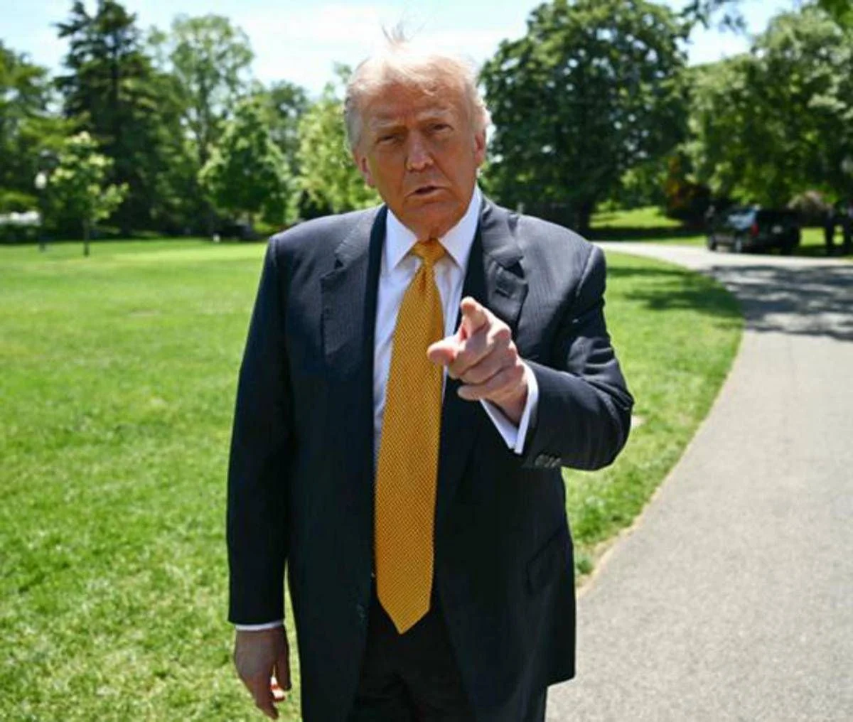 Iran-Usa, Trump frena: “Accordo vicino ma non c’è fretta”