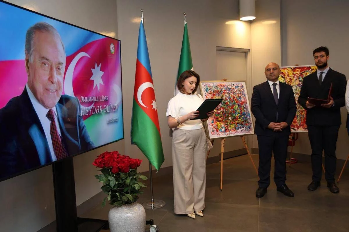 Mostre, a Roma ‘I colori del tempo: lo sguardo degli artisti Azerbaigiani’