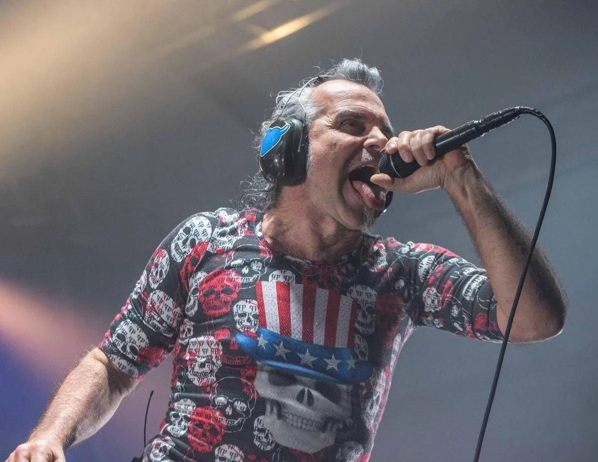 Pelù e lo show denuncia al Concertone primo maggio: “Mussolini traditore morto sul lavoro”