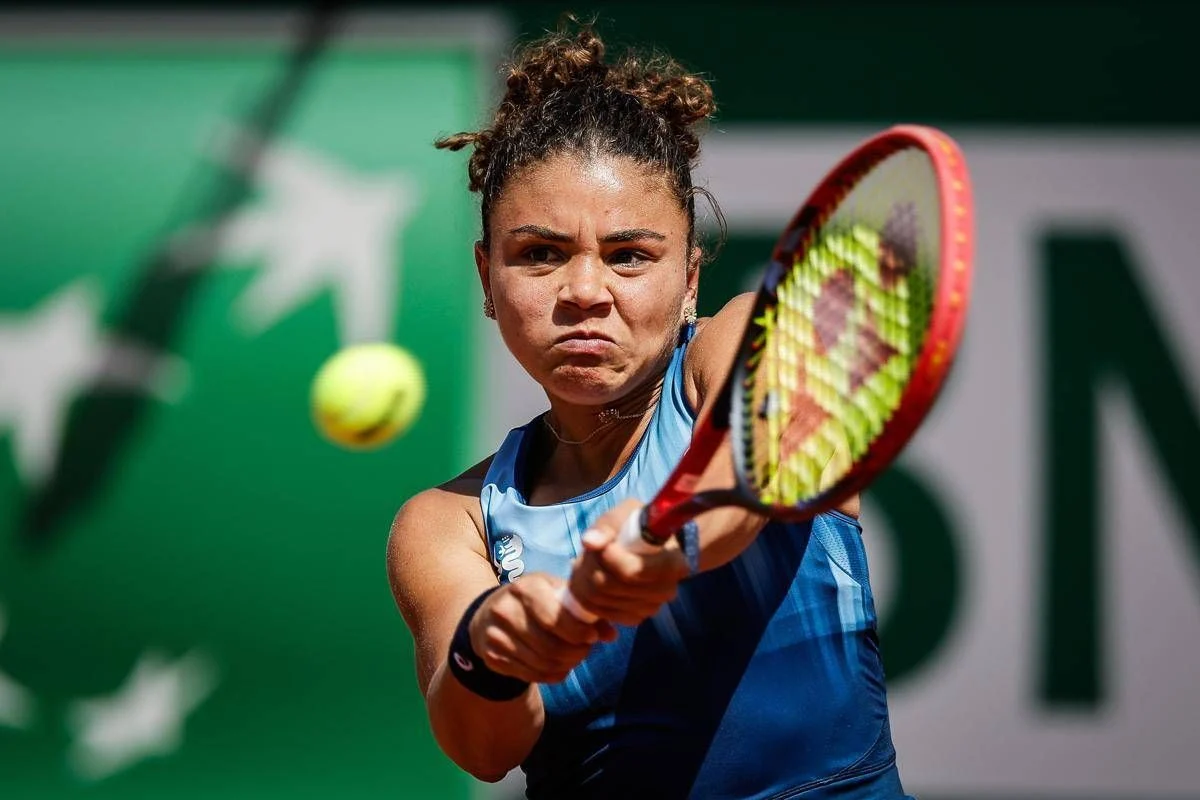Roland Garros, time-out medico e lacrime per Paolini: l’azzurra eliminata al secondo turno
