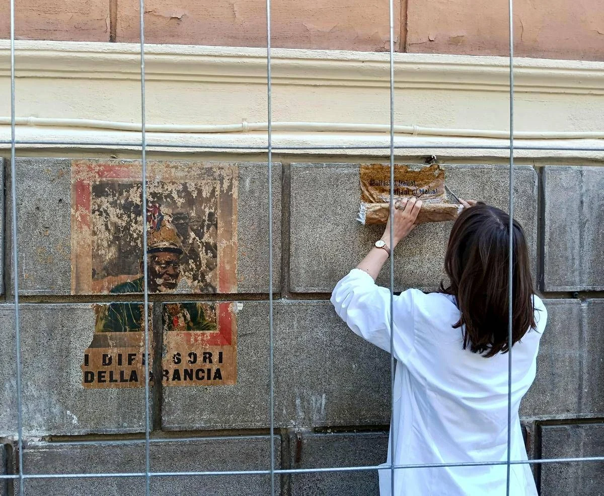 Roma: Municipio I interviene per salvaguardia manifesti degli anni ’40 trovati a via Cola di Rienzo