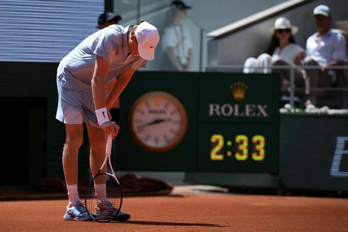 Sinner eliminato a Roland Garros, non allunga su Alcaraz: come cambia il ranking