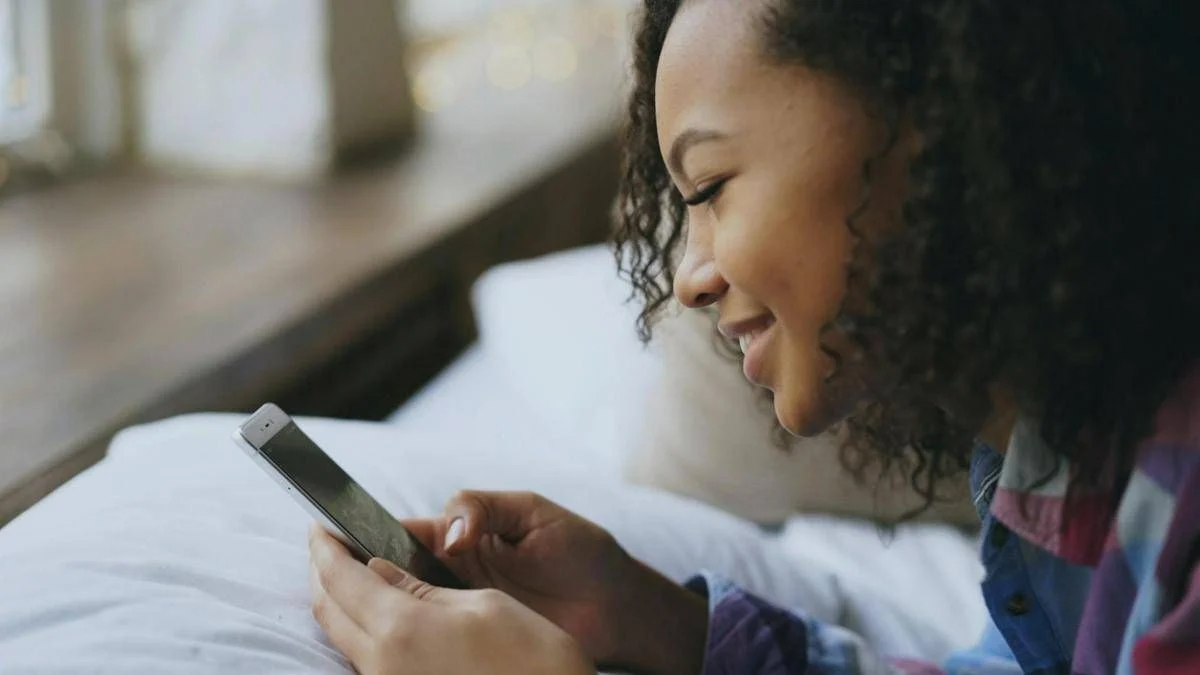 Comscore: utenti online in assestamento ad aprile (ma +10% sul 2025). Bene News Mediaset
