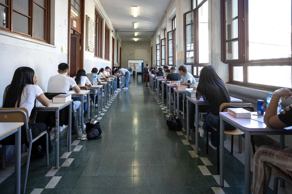 Maturit 2026 Tracce Di Italiano Tema Su Assemblea Costituente E Il maturit-2026-tracce-di-italiano-tema-su-assemblea-costituente-e-il