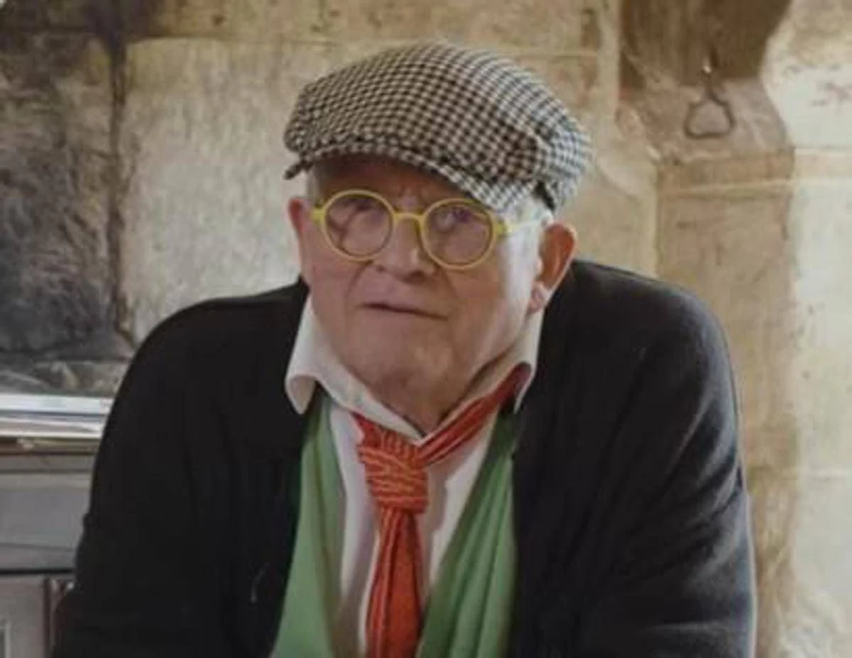 Morto David Hockney, il maestro dell’arte contemporanea aveva 88 anni