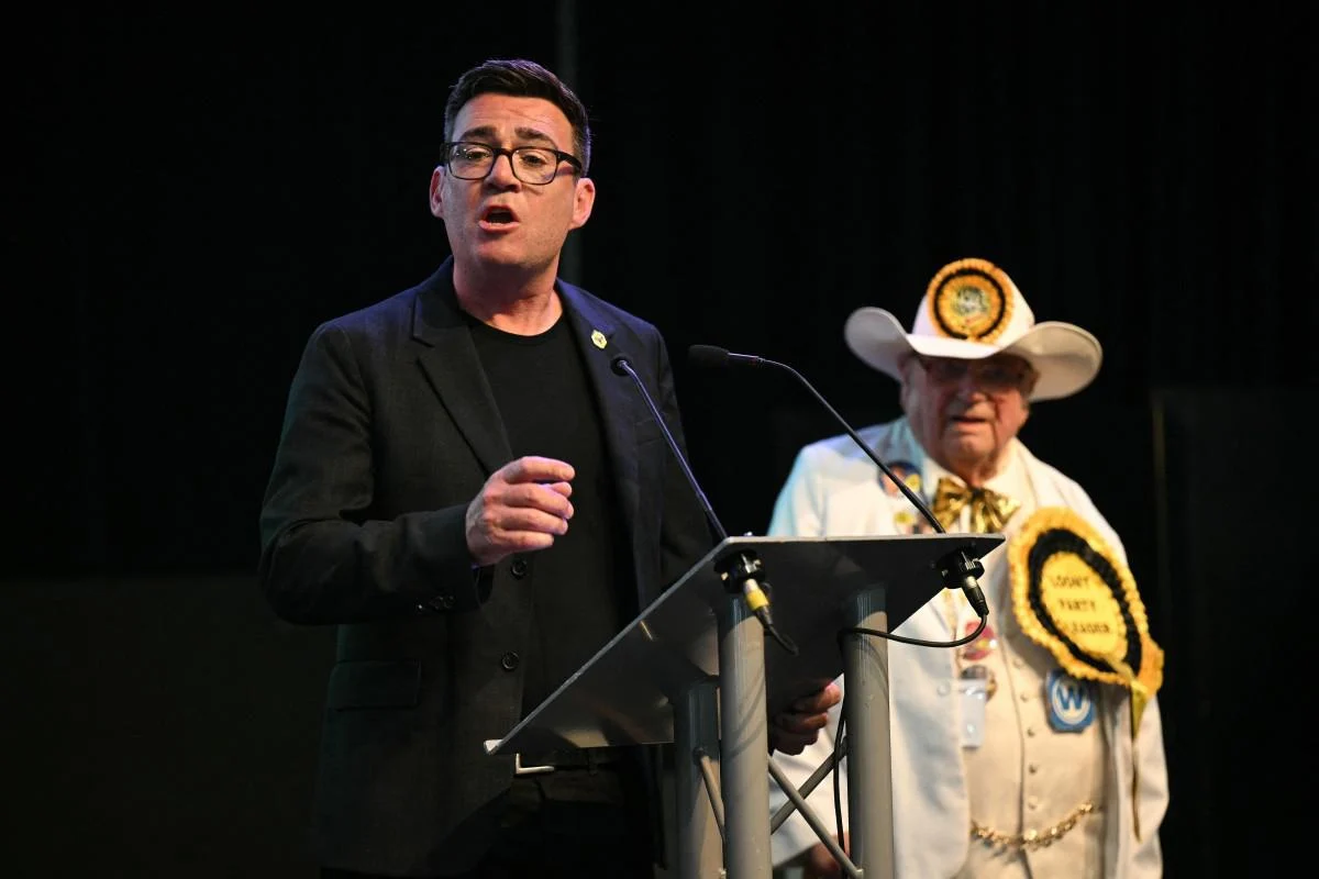 Netta vittoria di Andy Burnhamin nelle suppletive di Makerfield: ora può sfidare Starmer