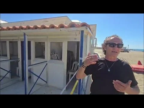 Ostia, vandali allo stabilimento Vittoria: il messaggio di Enzo Salvi