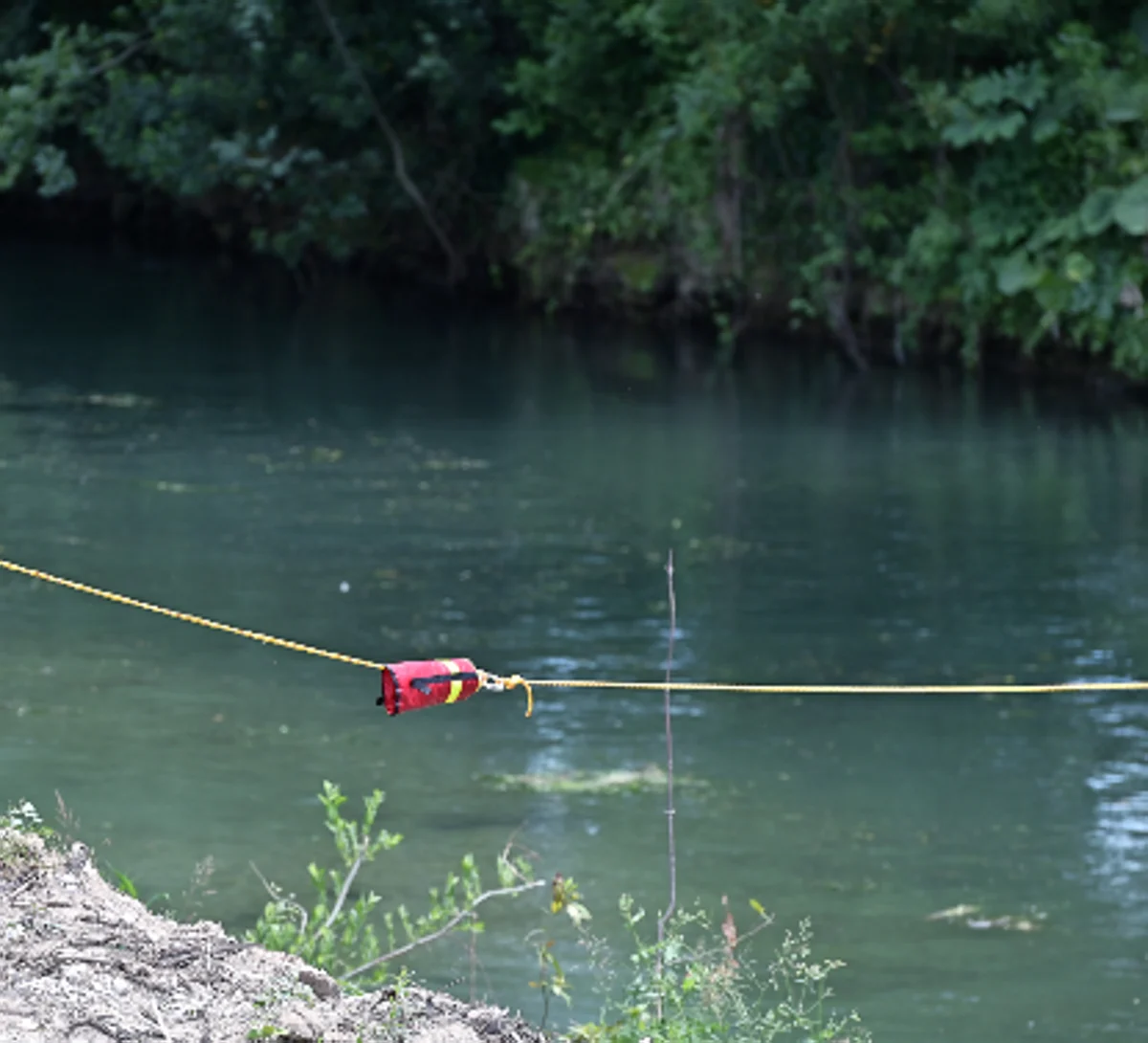Rieti, ragazzo di 15 anni si tuffa nel fiume Velino e annega: recuperato il corpo