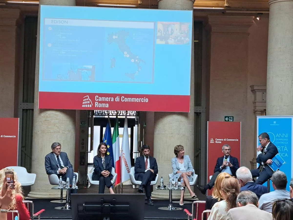 Sostenibilità: indagine, 86% italiani preoccupato per impatto caro energia﻿