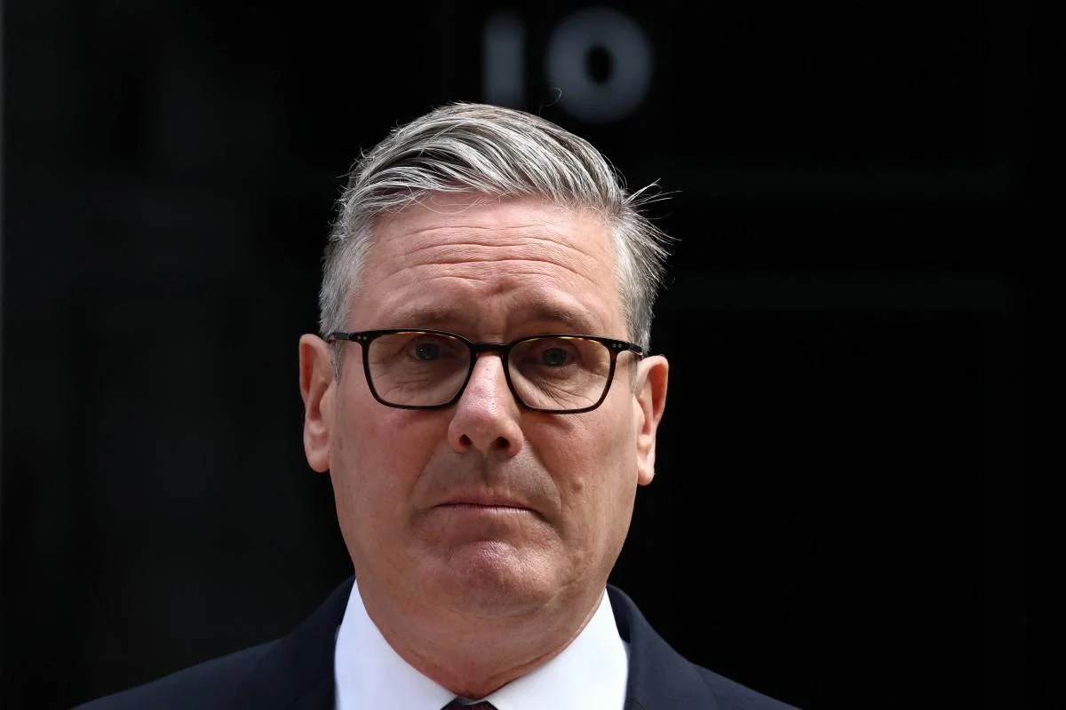Starmer si commuove: “Torno a fare il marito e il padre”
