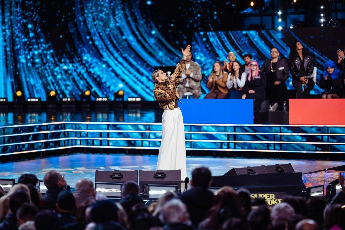 ‘Super Karaoke’, stasera 10 giugno su Canale 5: Sal Da Vinci ospite