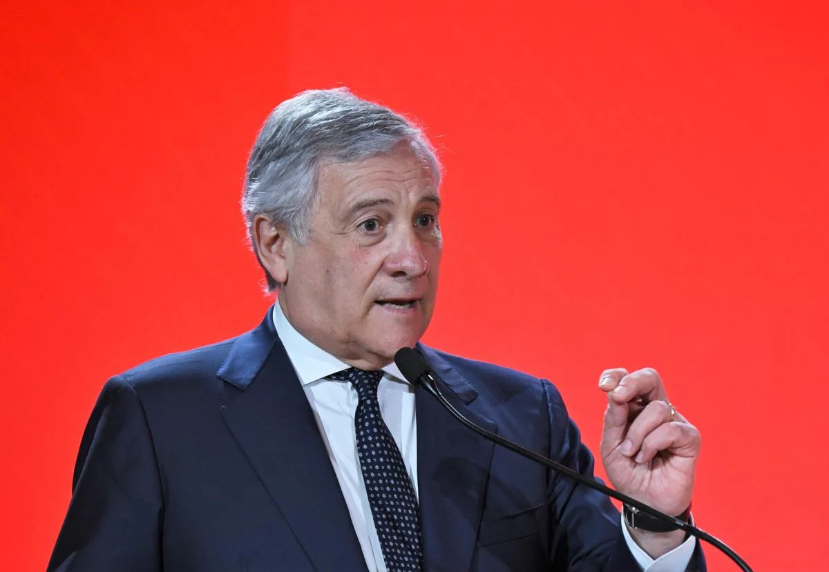Tajani: “Il 4 luglio sarò a Villa Taverna, bisogna guardare avanti”. E smentisce Rutte: “Da Italia nessun attacco all’Iran”